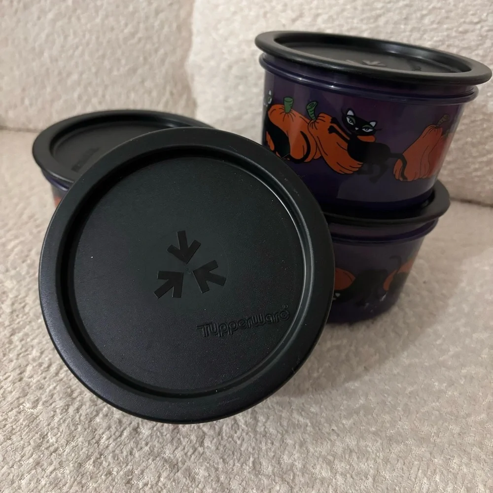 Tupperware Vintage Retired Purple Halloween Cat and Pumpkin Containers Set of 4